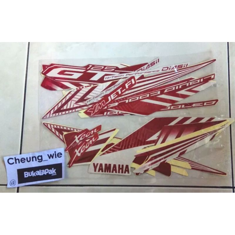 lis body / Stiker striping yamaha xeon GT 125 eagle eye 2014 merah putih