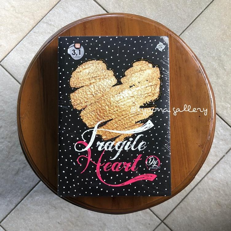 Novel Fragile by Dy(@daasa97)