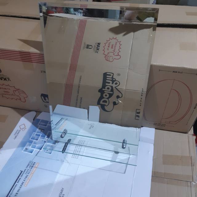 Kaca wastafel/cermin wastafel 40x60/kaca cermin wastafel 40x60/kaca kamar mandi