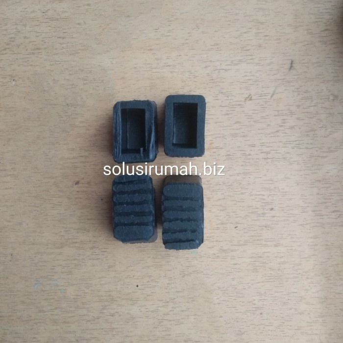 KAKI KARET MEBEL 45*40*30MM 4BIJI/SET TANGGA