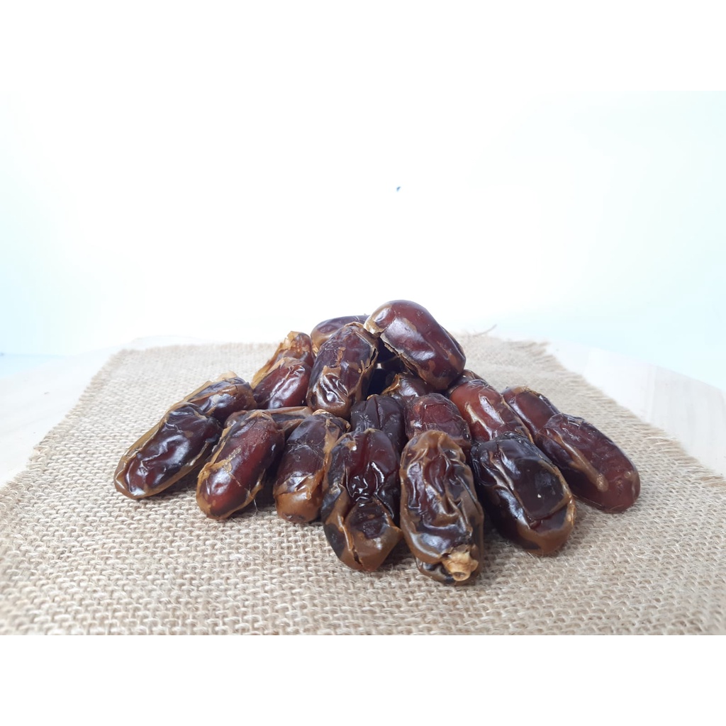 

Kurma Date Crown Khalas thermo 1KG ( khusus gosend ) / Oleh oleh haji dan umroh / KURMA KHALAS THERMO