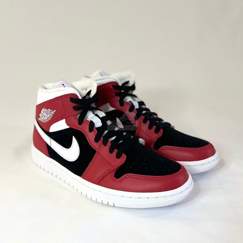 Air Jordan 1 Mid Chicago Gym Red (100% Original)