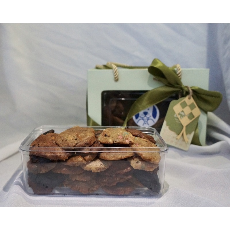

EID HAMPERS: yaara.