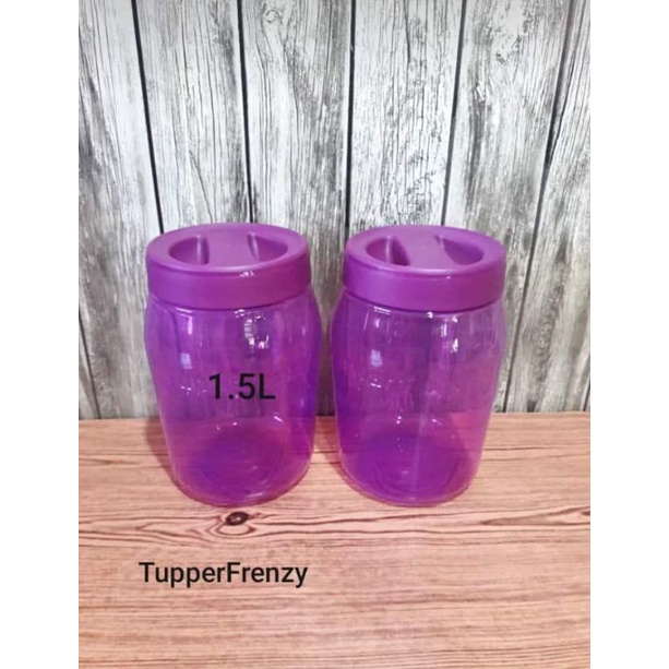 universal jar 1,5liter (1) warna random
