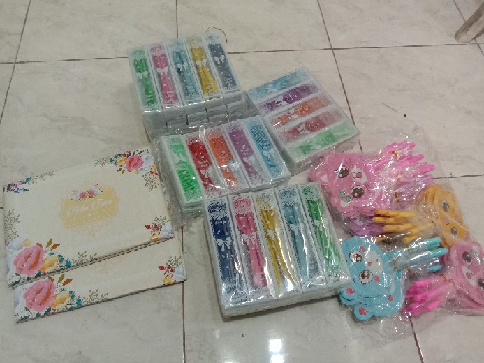 Souvenir Pernikahan Sendok Garpu Sumpit Travel Kemas Mika