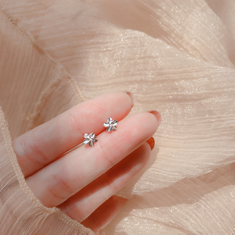 Anting Stud Cute Silver Plated Earrings Stud Simple Fashion Flower Heart Earring Ear Jewelry Party Daily Accessories Gift-365
