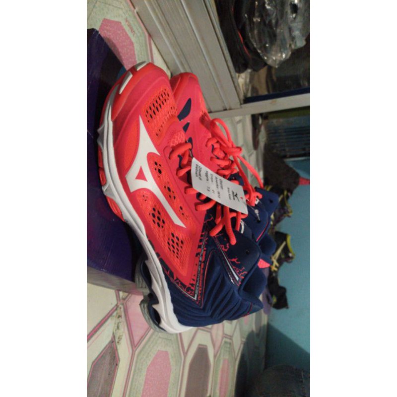 PROMO Sepatu Mizuno Wlz5 mid