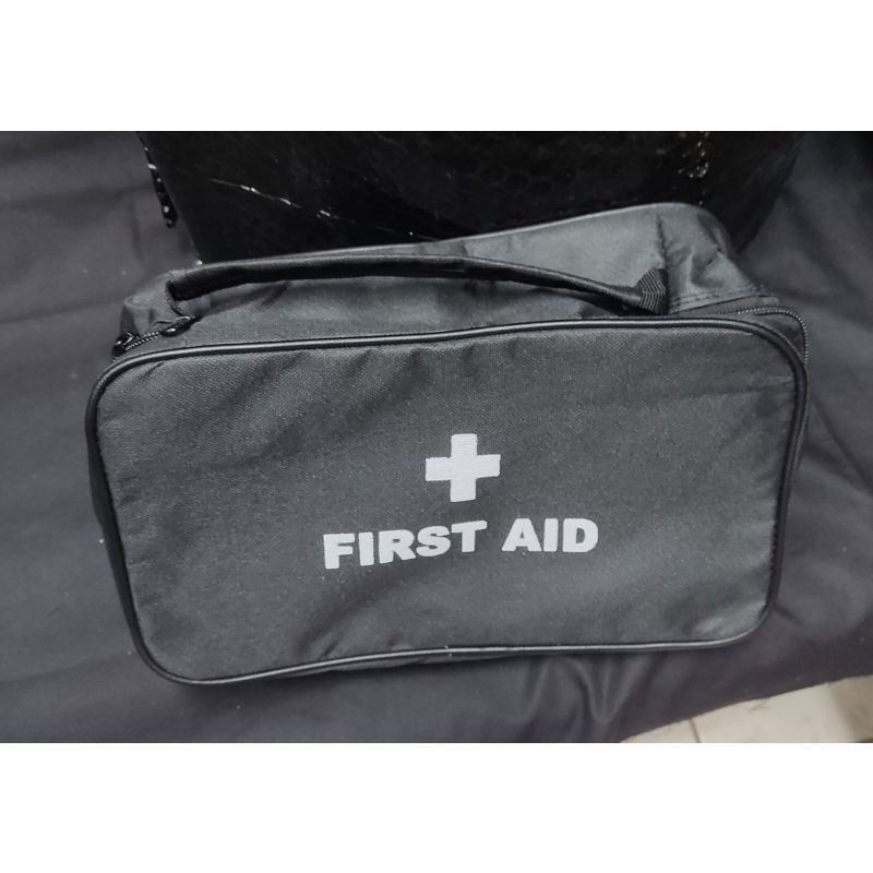 Tas Tempat Obat / First Aid P3K...Warna Merah &amp; Hitam