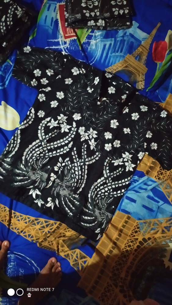 Batik Keluarga Baju Seragam Couple Kondangan Terlaris