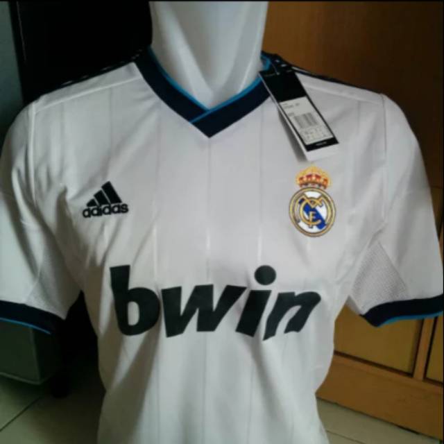 Real Madrid - Jersey Baju Bola Home - Sponsor BWIN - Grade ORI Thailand