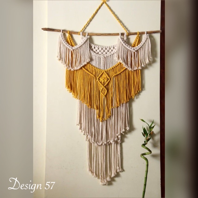 Hiasan dinding macrame rajut