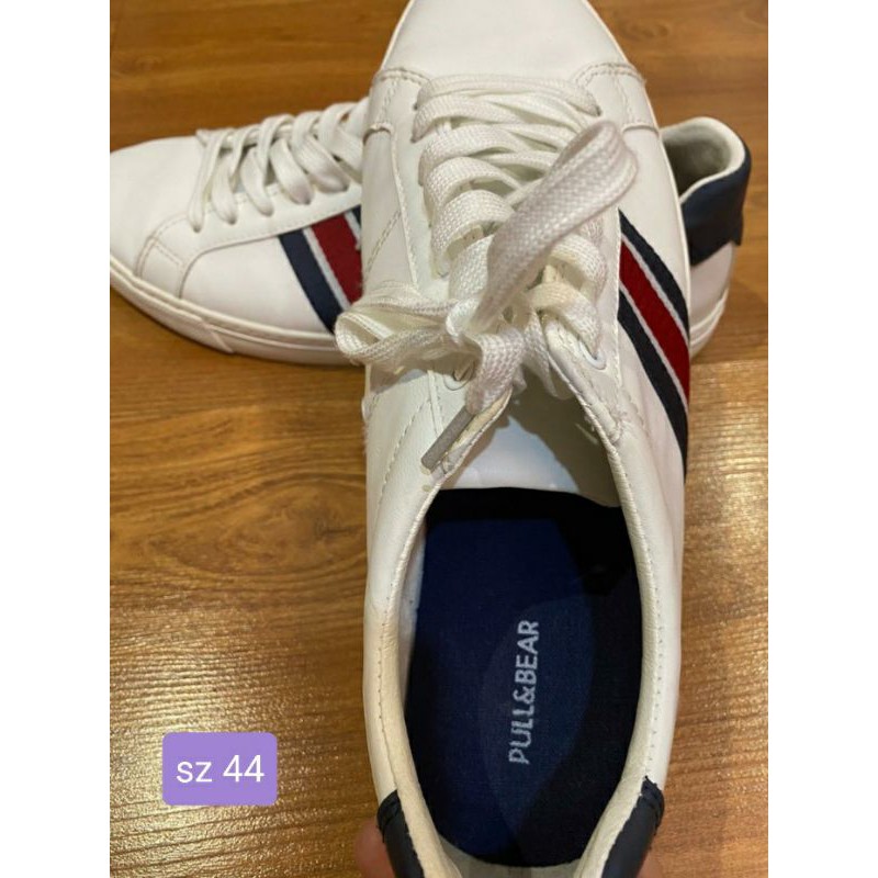 Pull & Bear Shoes white sz 44 sepatu kets man cowo putih at CP Mall
