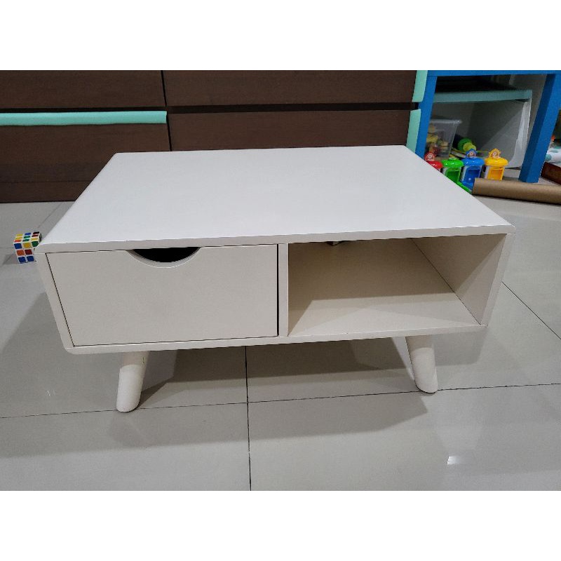 PRELOVED IFURNHOLIC MODERNICA coffee table ivory