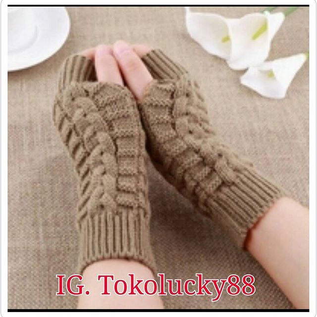 IMPORT MOLLAD Glove Fingerless Sarung tangan fingerless rajut wool Glove winter infinity