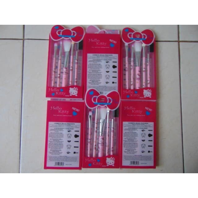 Kuas Make Up Hello Kitty Kemasan 5 Pcs Packing Mika