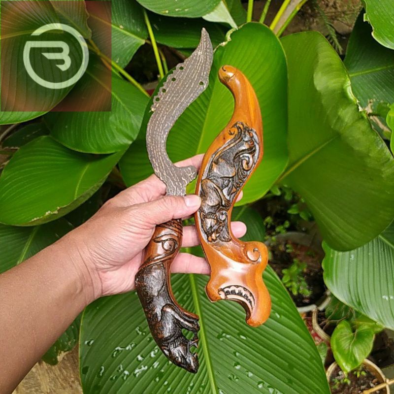 Sovenir Kujang Baja Cor Model Pamor Besar