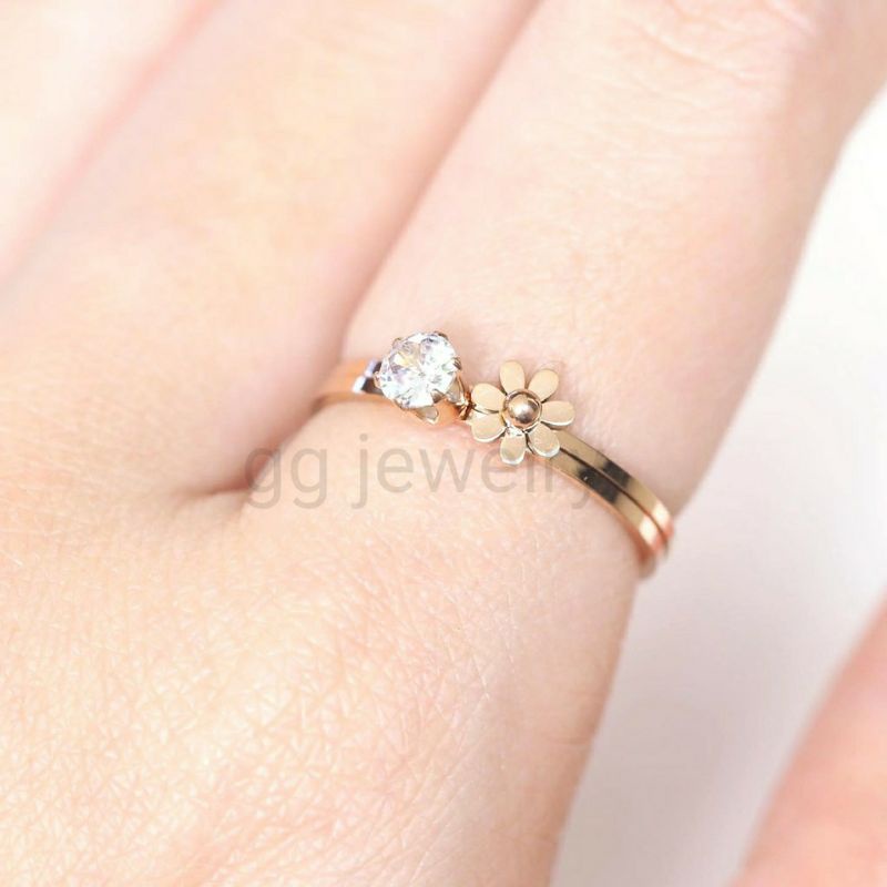 GG Cincin Rangkap Daisy Diamond Titanium