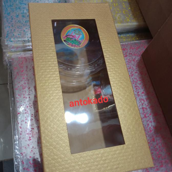 

kotak kado 15x30x7/kotak hampers kue kering 2 toples 500grm