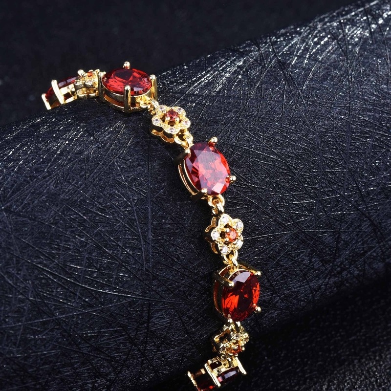 Luxury 18K Gold Flower Shape Red Moissanite Bracelet