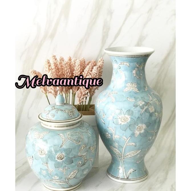 Vas Keramik Biru Putih / Toples Keramik Biru Putih / Toples Biru Muda