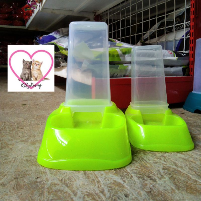 Dispenser Air Dan Makanan Kucing Anjing 1.5 Liter