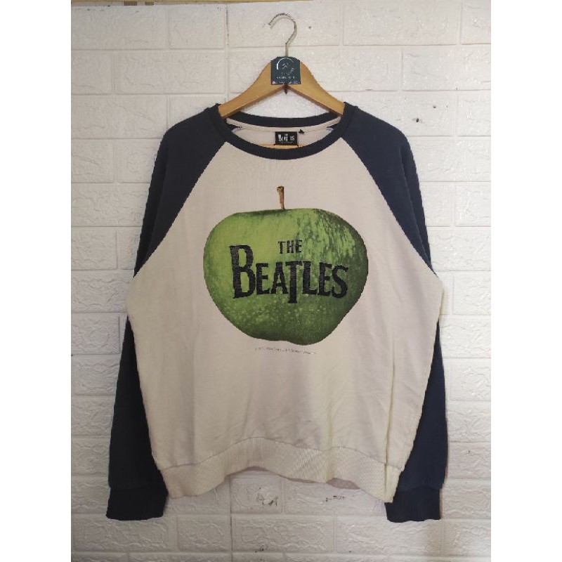 The Beatles Apple Seccond ©2012 / Crewneck The BeatLes ©2012 Second