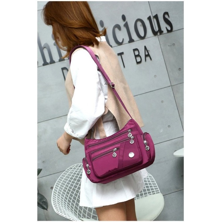 Tas Nylon Wanita Bahan Tebal Serba Guna Anti Air Shoulder Bag - DX500