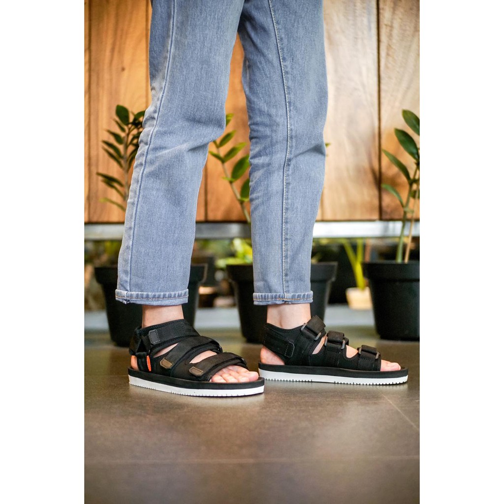 sandal wanita kasual volkerfootwear corazon blackwhite