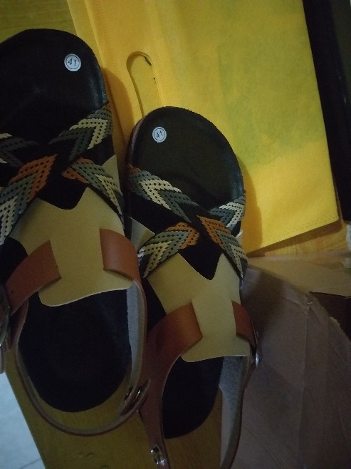 Sandal Tali Yuan Gradasi Coklat Mix Tali