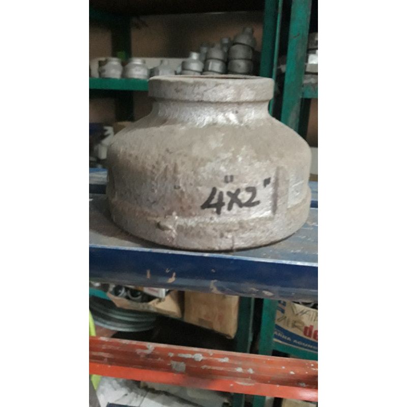 REDUCER SAMBUNGAN PIPA BESI UKURAN 4"×2"