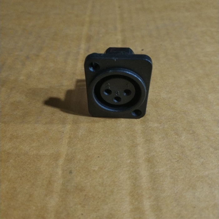 Soket XLR female / soket canon cewe / soket canon female
