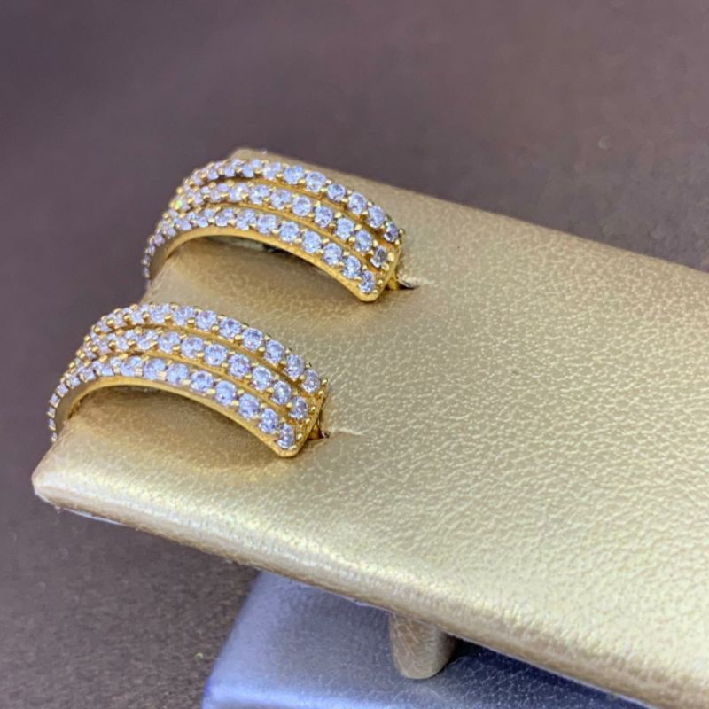 UBS ANTING EMAS 700 AAE0200