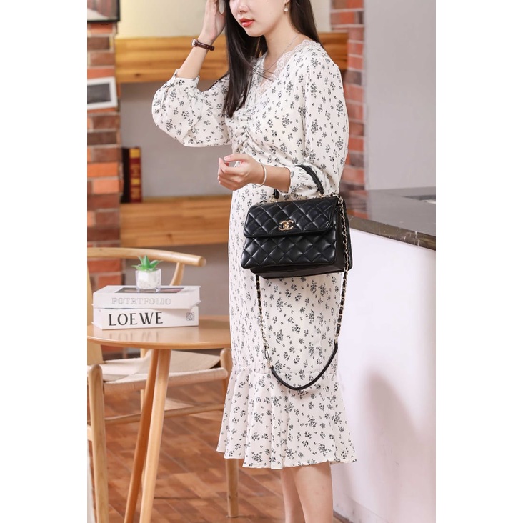 CH Trendy CC Microchip Handle Shoulder Flap Bag GHW TCA92236