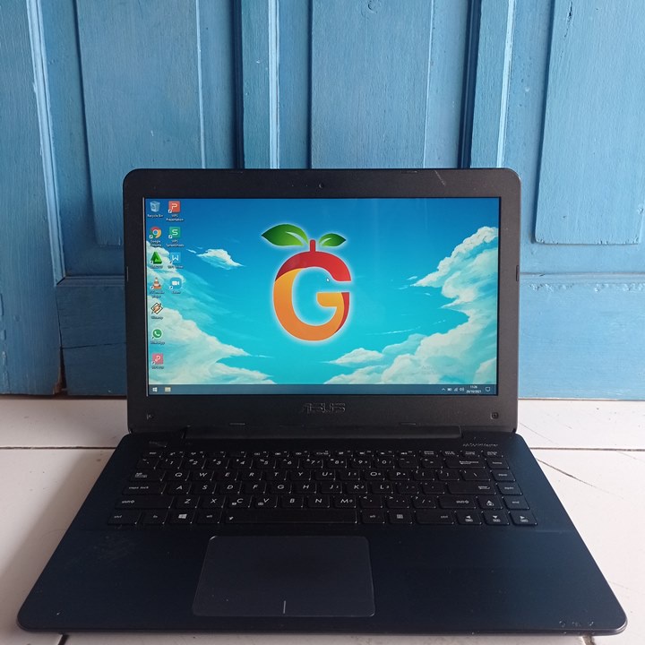 Asus X455LF Dual Double VGA NVidia 930M 2GB RAM 8GB Storage SSD 128 HDD 1TB Windows 10 Slim Tipis La