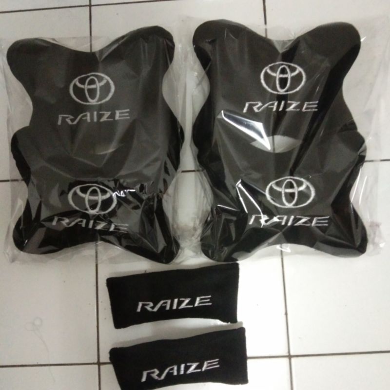 toyota raize bantal mobil raize