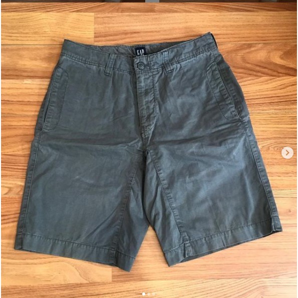 Celana Pendek GAP Size 29