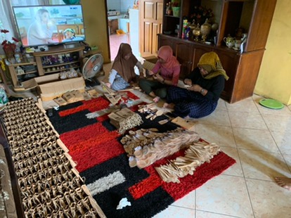 Souvenir Sendok Garpu Kayu Vintage