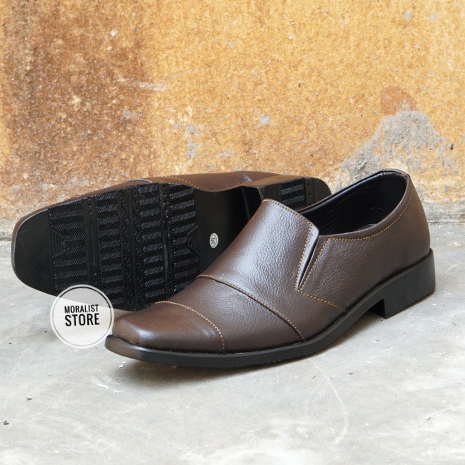  Sepatu  Pria Pantofel Kulit Formal Warna Coklat Best  