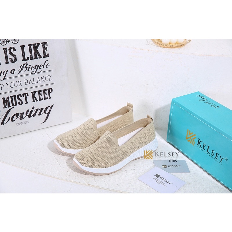 Kelsey Sepatu Slip On Wanita GT05