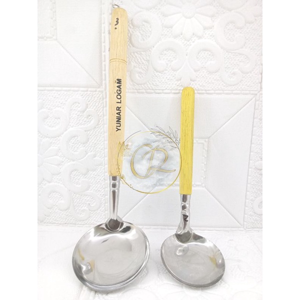 Irus Yunior Logam Gagang Kayu / Irus Centong Sayur Murah Serbaguna / Irus Leter Tipis Papak / Irus M