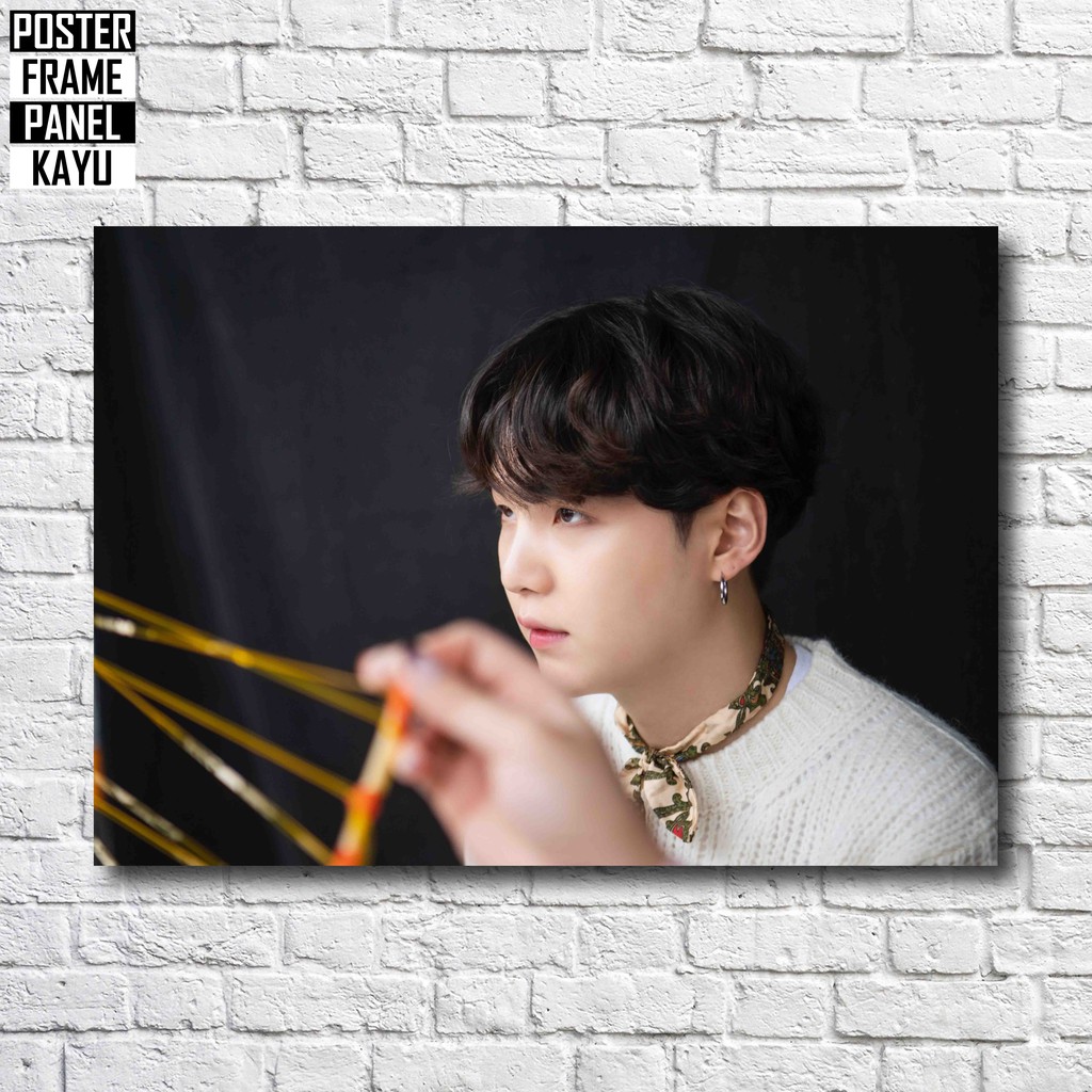 Poster BTS Suga DICON Frame Kayu Solid A4 SUG115
