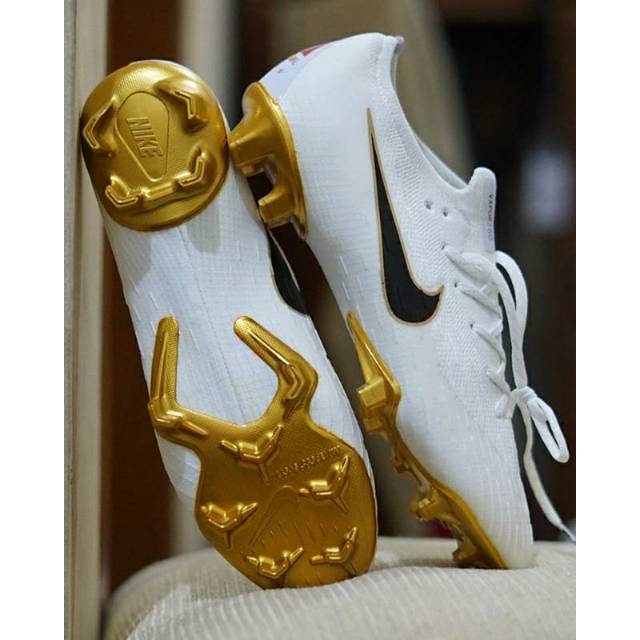 nike mercurial vapor white and gold