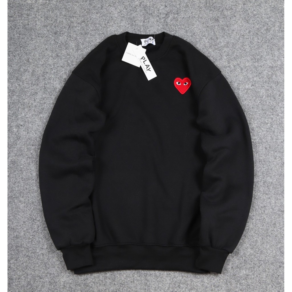 cdg play crewneck