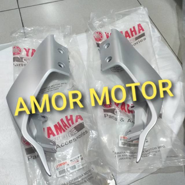 Cover body belakang yamaha R15 VVA V3 Original Silver
