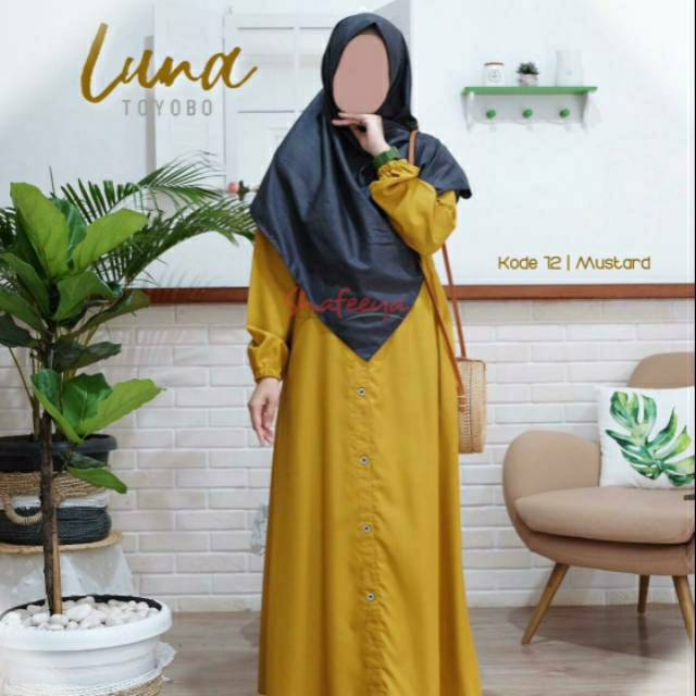 Luna dress by Shafeeya
