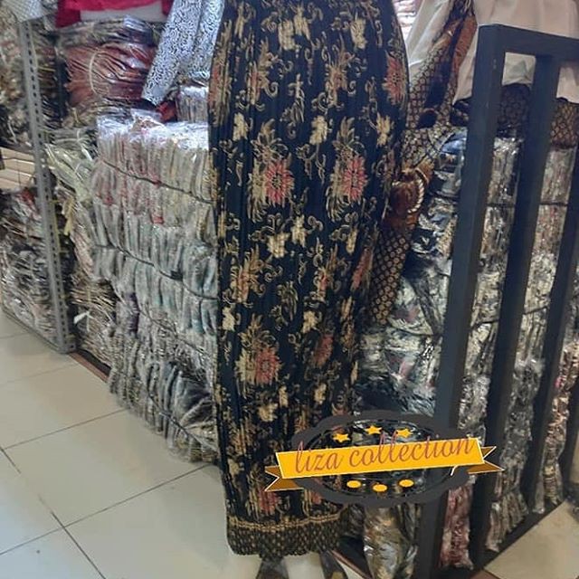 Rok Plisket Daun Lebar / Rok Batik