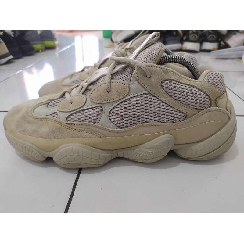 Sepatu Adidas Yeazy 500