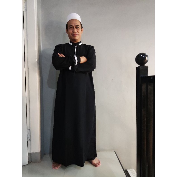 jubah pria manset- koko jubah pria muslim,jubah pria dewasa, gamis pria dewasa-fashion muslim-baju koko lengan panjang-jubah termurah-jubah alharomain-baju jubah muslim-Hitam