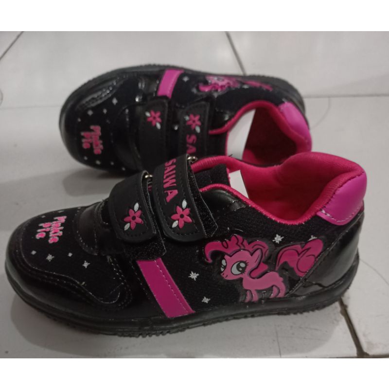 Sepatu Anak cewek Kuda Pony /Sepatu sekolah/ Sepatu flat Size26-30 &amp; 31-35