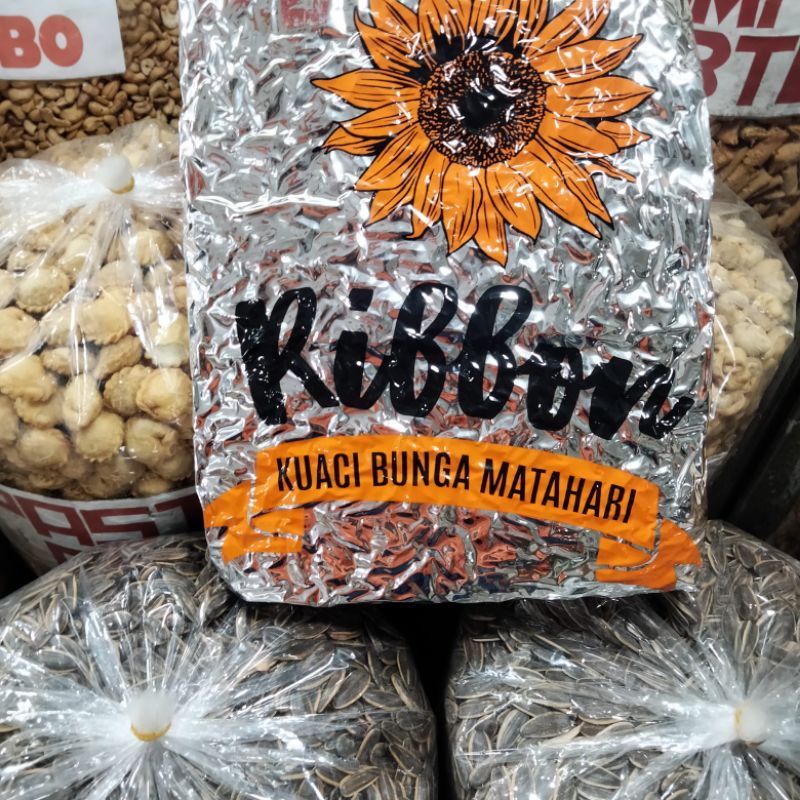 

Kuaci biji bunga matahari sunflowers seeds ribbon